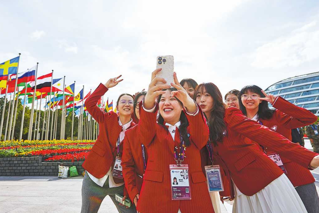 Global exhibitors bet on Chinese market at 8th CIIE